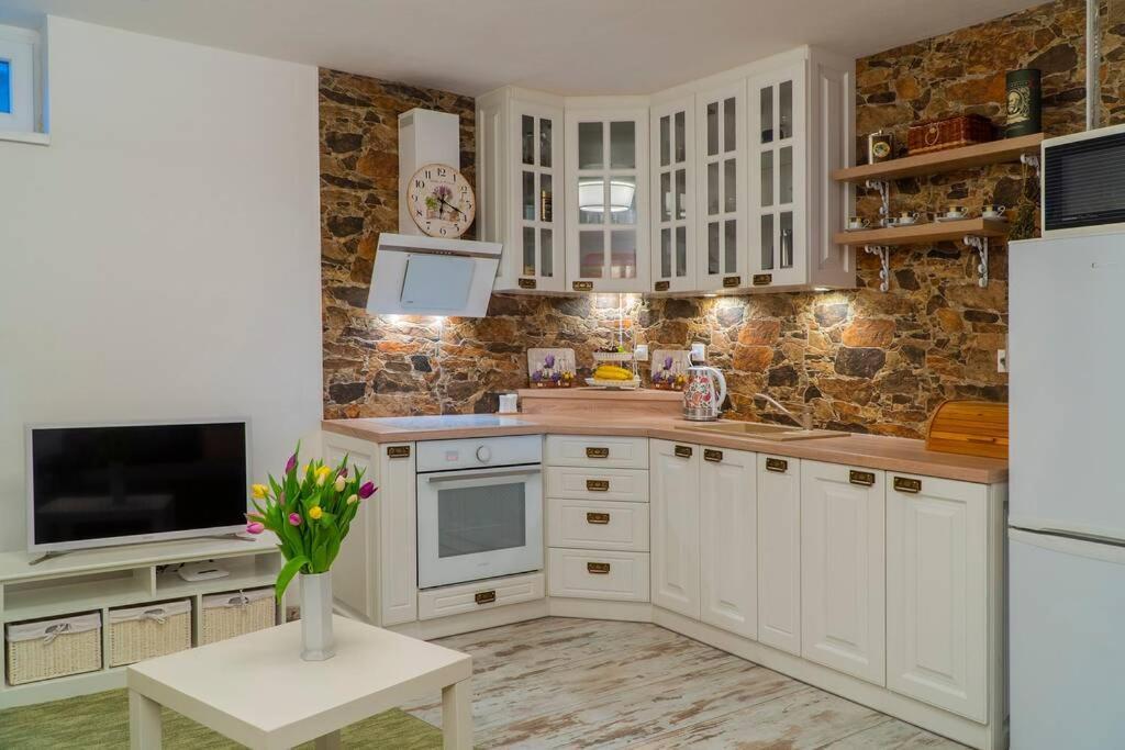 Provensálsky Rodinný Apartmán Mandolina Bojnice Esterno foto